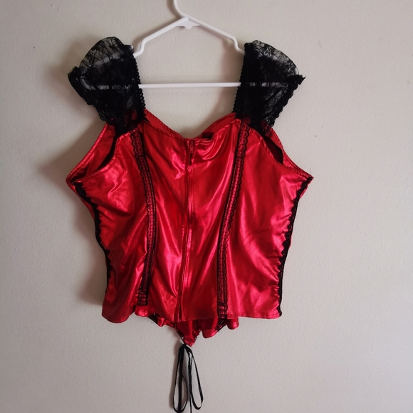Red Black Corset ❤️🖤 Lace Sleeves Plus Size 1X - Picture 2 of 4